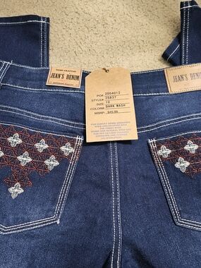 NWT Jean’s Denim Embroidered Pocket Jeans Sz 10